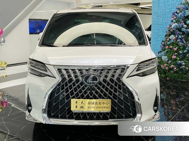 Lexus LM id 4348952 из Китая 11