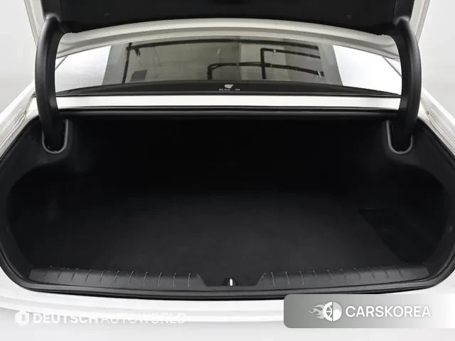 Hyundai Grandeur (GN7) id 3442533 из Кореи 11