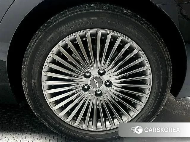 Genesis G90 id 3833766 из Кореи 11