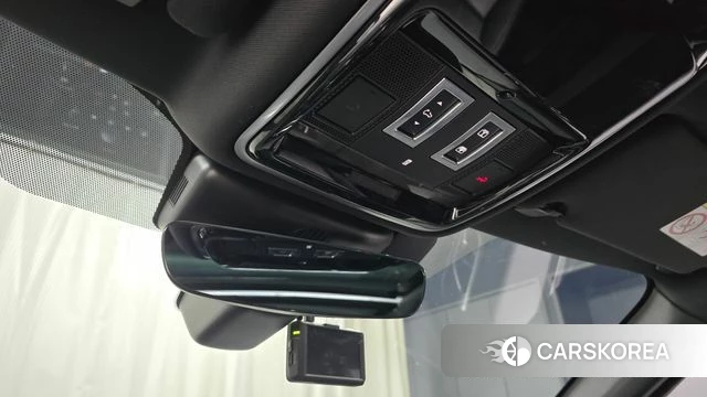 Land Rover Range Rover Velar id 4594329 из Кореи 11