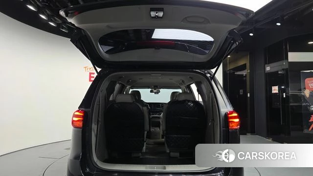 Kia The New Carnival id 4311080 из Кореи 11