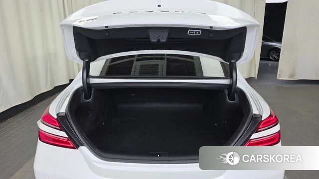 Genesis The New G70 id 4427856 из Кореи 11