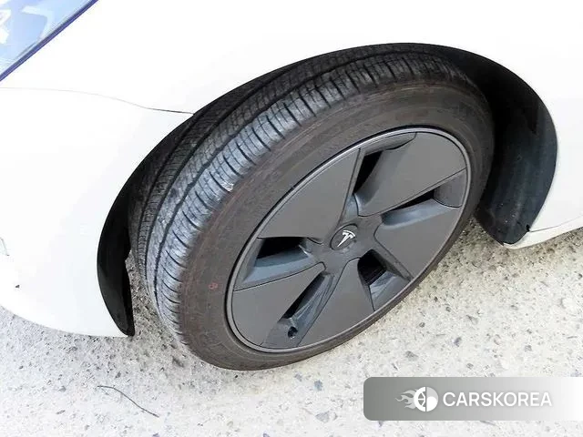 Tesla Model 3 id 3371508 из Кореи 11