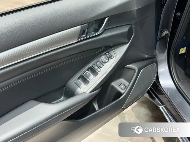 Honda Accord id 4353447 из Китая 11