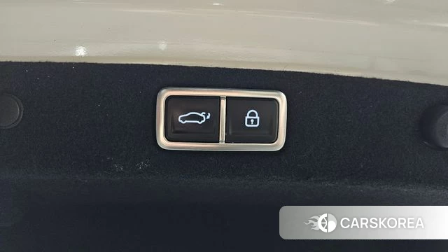 Hyundai Grandeur Hybrid (GN7) id 3940219 из Кореи 11