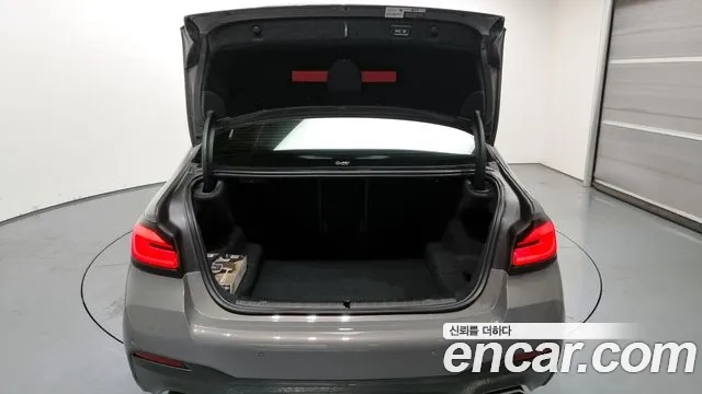 BMW 5 Series (G30) id 2944309 из Кореи 11