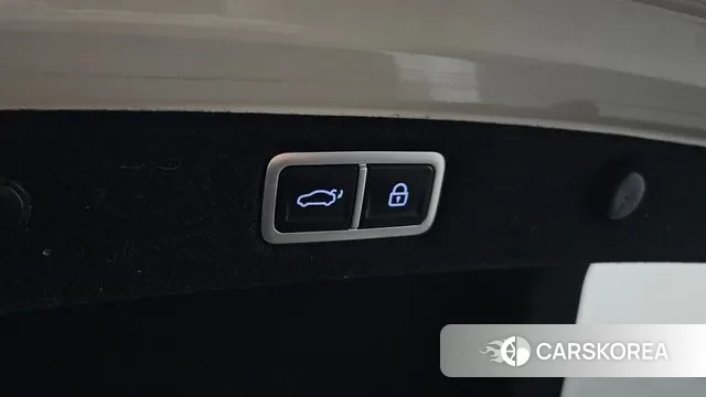 Hyundai Grandeur Hybrid (GN7) id 3327825 из Кореи 11