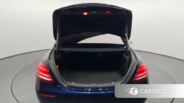 Mercedes-Benz E-Class W213 id 3641359 из Кореи 11