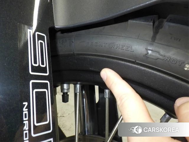 Husqvarna NORDEN 901 Expedition id 3939685 из Японии 11