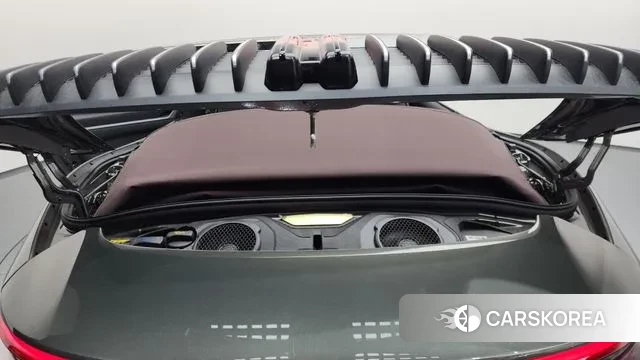 Porsche 911(992) id 3507568 из Кореи 11