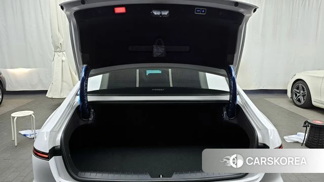 Hyundai Grandeur (GN7) id 3876681 из Кореи 11