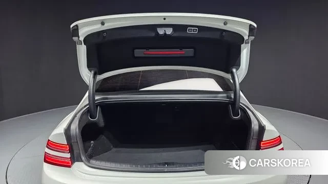 Genesis G80 (RG3) id 3379421 из Кореи 11