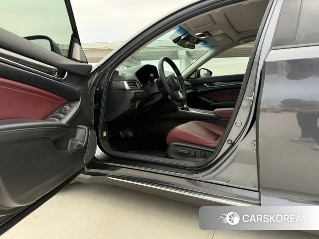 Honda Accord id 4313444 из Китая 11