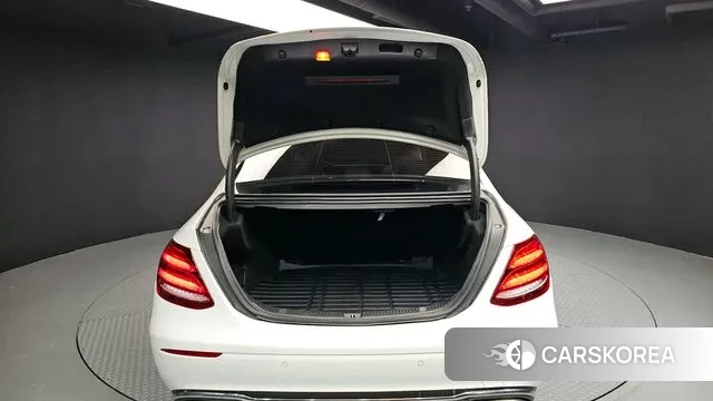 Mercedes-Benz E-Class W213 id 3439821 из Кореи 11