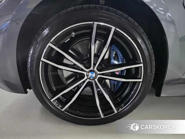 BMW 3 Series (G20) id 3540398 из Кореи 11