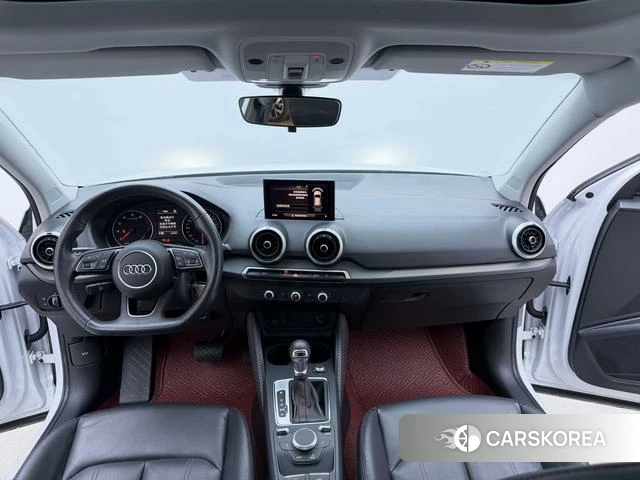 Audi Q2L id 4265948 из Китая 11