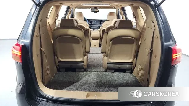 Kia All New Carnival id 3661900 из Кореи 11