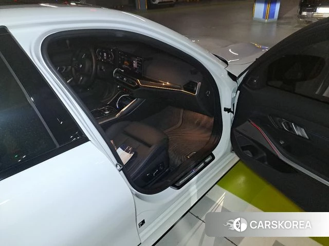BMW 3 Series (G20) id 4185826 из Кореи 11