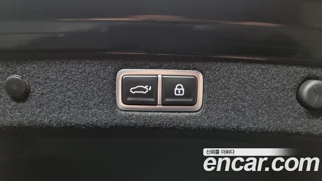 Hyundai Grandeur (GN7) id 2739428 из Кореи 11