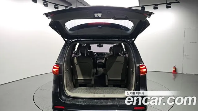 Kia The New Carnival id 2641620 из Кореи 11