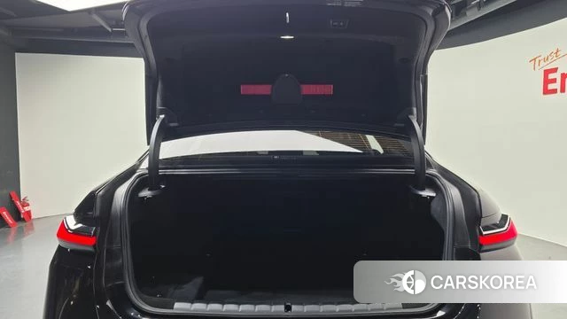 BMW 7 Series (G70) id 3841793 из Кореи 11