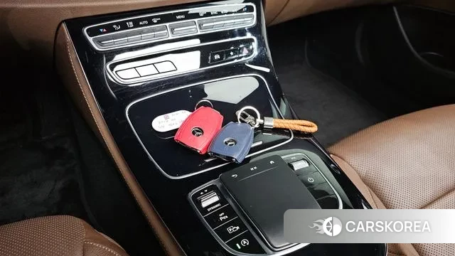 Mercedes-Benz E-Class W213 id 3690650 из Кореи 11