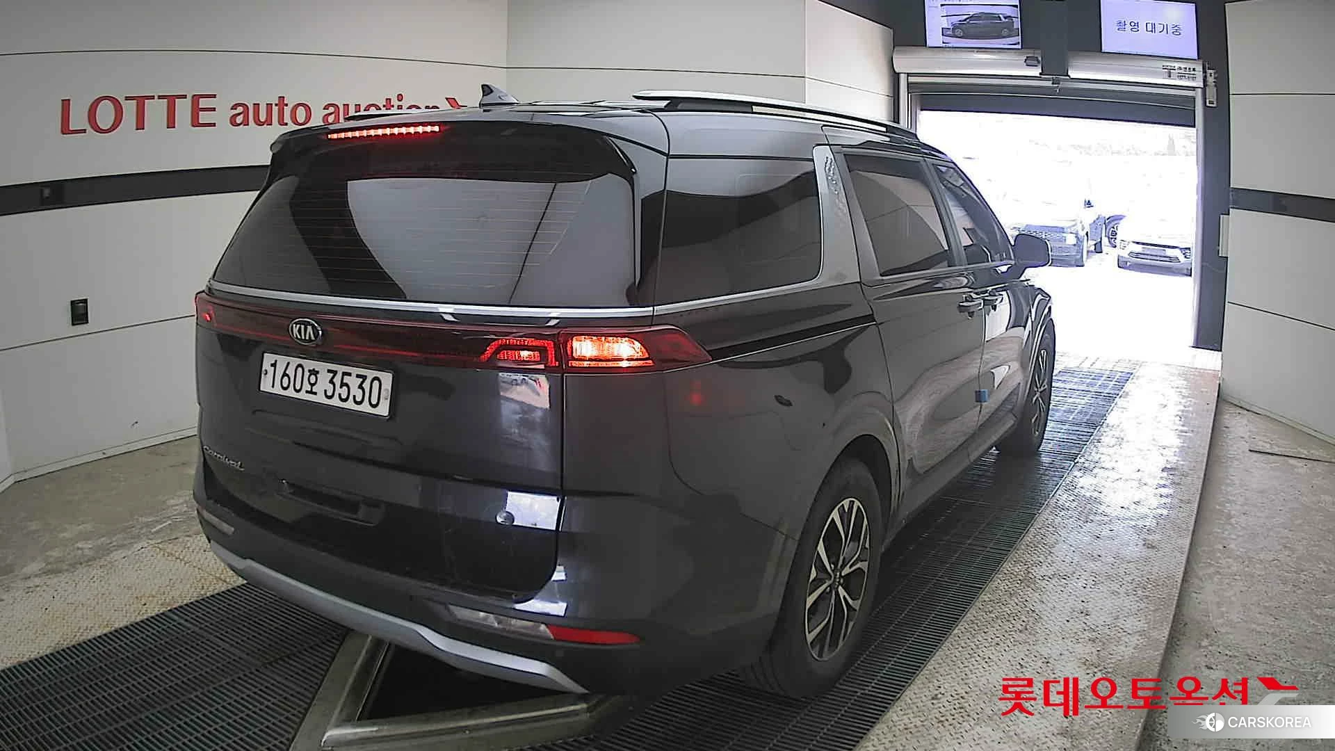 Kia Carnival id 4312625 из Кореи 11