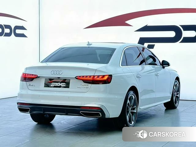 Audi A4L id 4333844 из Китая 11