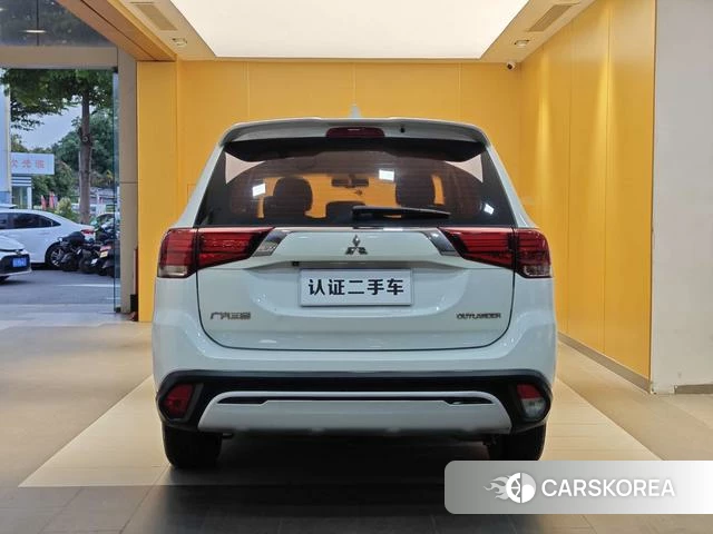Mitsubishi  Outlander id 4221388 из Китая 11
