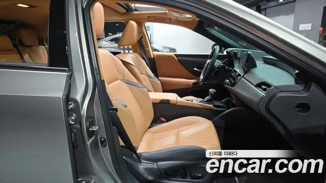 Lexus ES300h 7th generation id 2687796 из Кореи 11