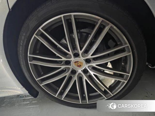 Porsche Panamera (971) id 4351160 из Кореи 11