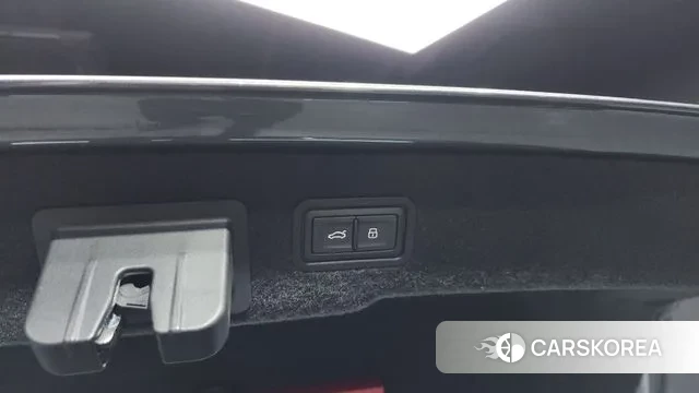 Audi A8 (D5) id 2925693 из Кореи 11