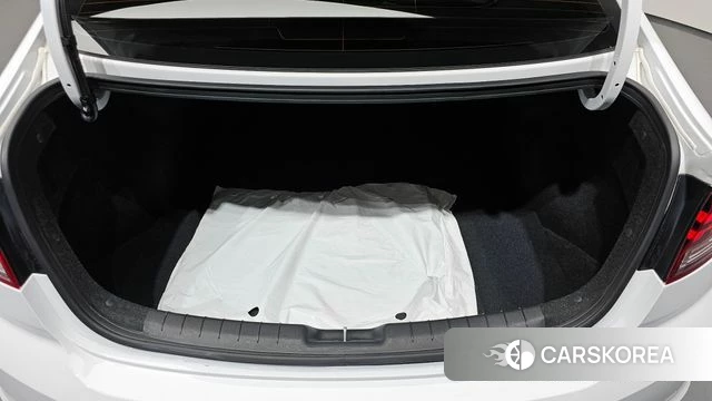 Hyundai The New Avante AD id 3965996 из Кореи 11