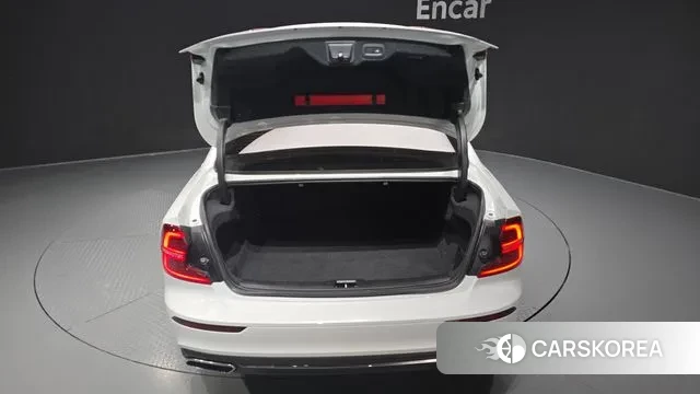 Volvo S60 3rd generation id 3713001 из Кореи 11