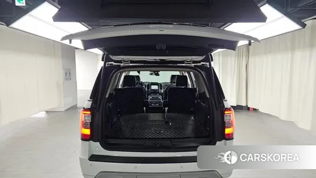 Ford Expeditation id 3389718 из Кореи 11