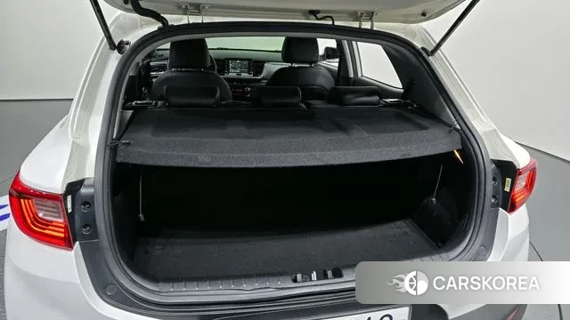 Kia Stonic id 3552660 из Кореи 11