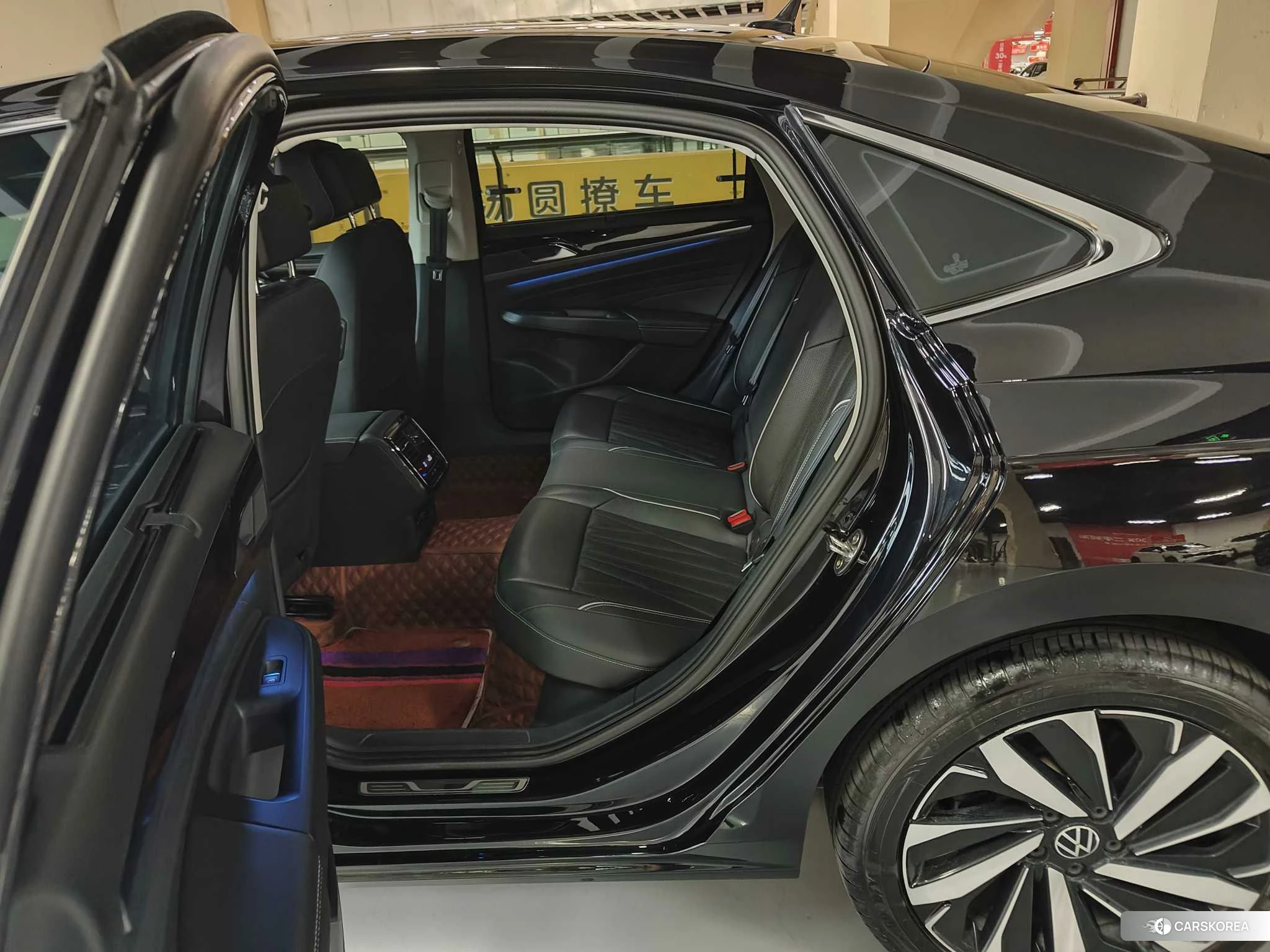 Volkswagen Passat id 4514881 из Китая 11