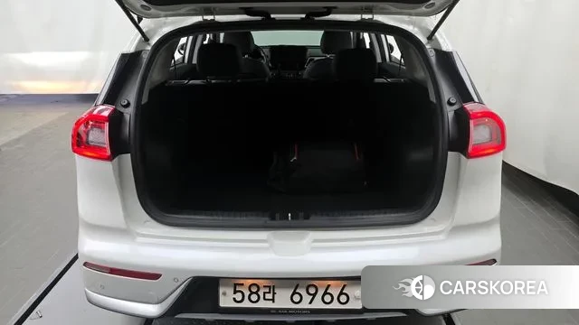 Kia Niro id 3018756 из Кореи 11