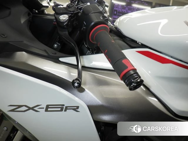 Kawasaki ZX-6R NINJA ABS id 3947247 из Японии 11