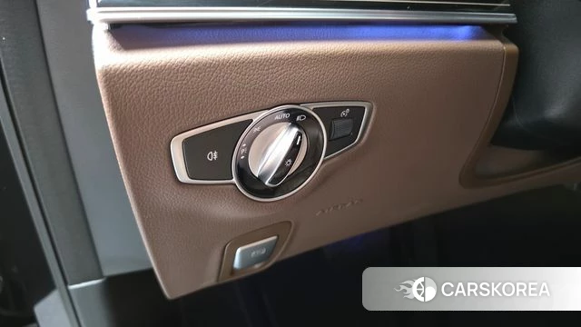 Mercedes-Benz E-Class W213 id 4593017 из Кореи 11