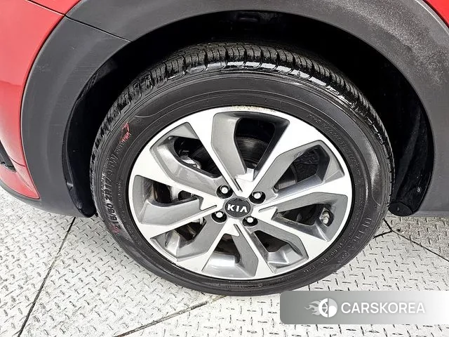 Kia Stonic id 3543740 из Кореи 11