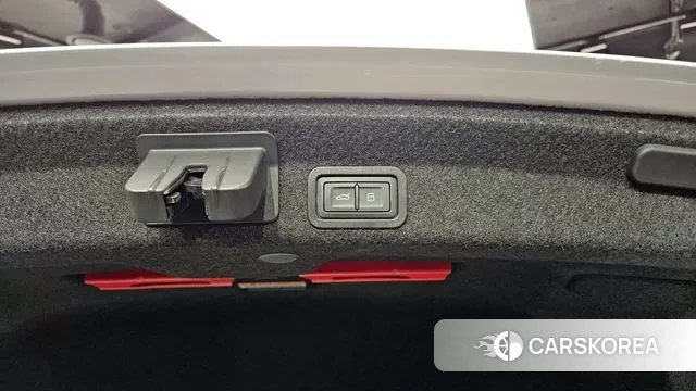 Audi A6 (C8) id 3676528 из Кореи 11