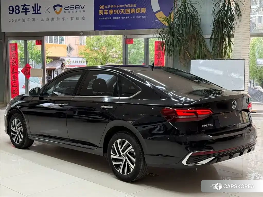 Volkswagen Lavida id 4679760 из Китая 11
