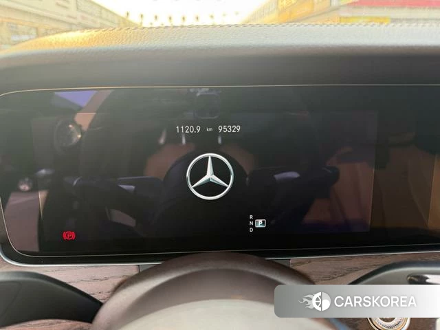 Mercedes-Benz E-class id 4264564 из Китая 11