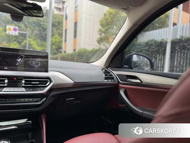BMW X4 id 4265817 из Китая 11
