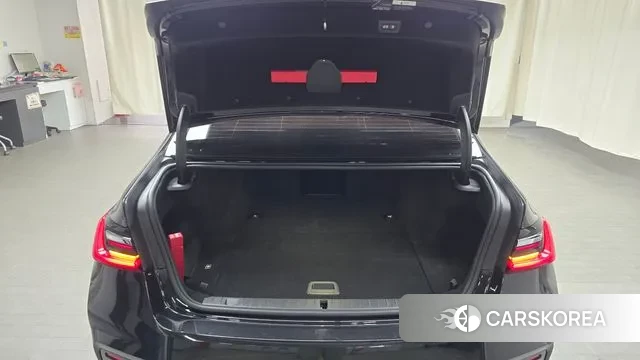 BMW 7 Series (G11) id 3373822 из Кореи 11