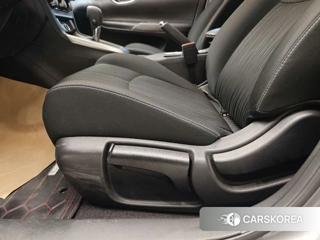 Nissan Xuan Yi id 4290844 из Китая 11