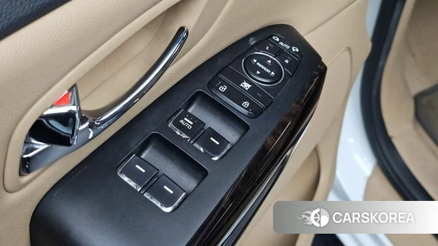 Kia The New Carnival id 4596312 из Кореи 11