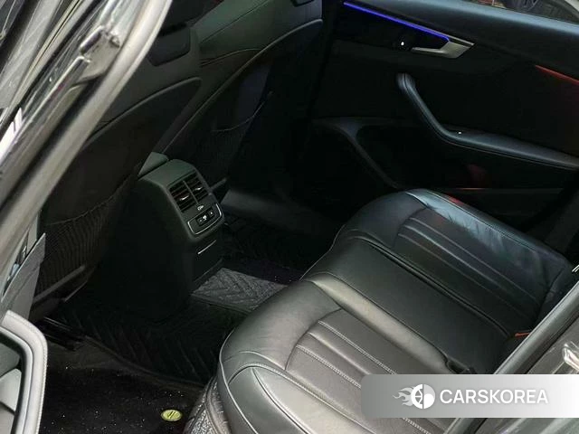 Audi A4L id 4307199 из Китая 11