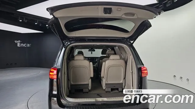 Kia The New Carnival id 2818922 из Кореи 11